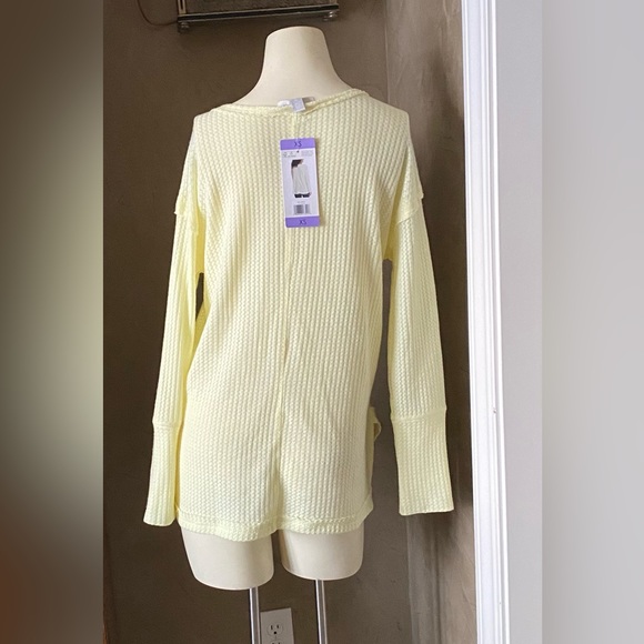 Vintage America Ladies’ Thermal Knit Top, Wax Yellow, XS Oversized, NEW - Picture 5 of 13
